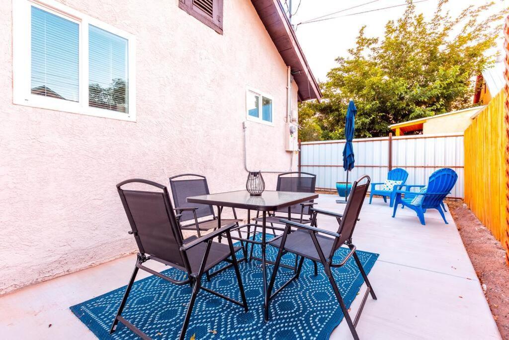The Patito: Walk To The Zoo, Cafes And Restaurants Villa Albuquerque Exteriör bild