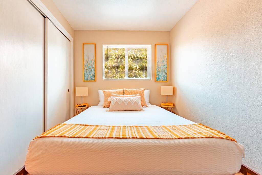 The Patito: Walk To The Zoo, Cafes And Restaurants Villa Albuquerque Exteriör bild